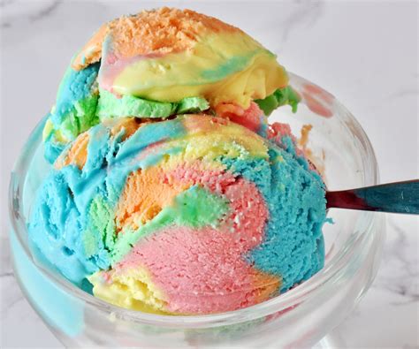 Fruits in ice cream - How to make 3 Ingredient Keto Ice Cream. To make this low carb ice cream, you’ll need to have a frozen fruit of your choice, some cold heavy cream and a sweetener like stevia or monk fruit. Step One: Add the frozen fruit of choice into a small food processor and process for a few seconds.